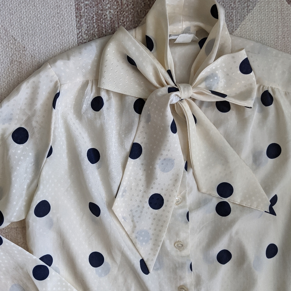 **VINTAGE***80's PUSSYBOW***POLKA DOT BLOUSE***